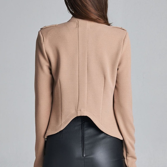 NWT CURVED HEM! Stylish Medium Weight Jacket - Picture 4 of 6